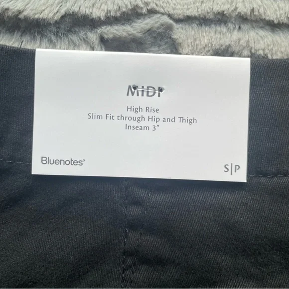 High Rise Twill Shorts - Picture 5 of 6